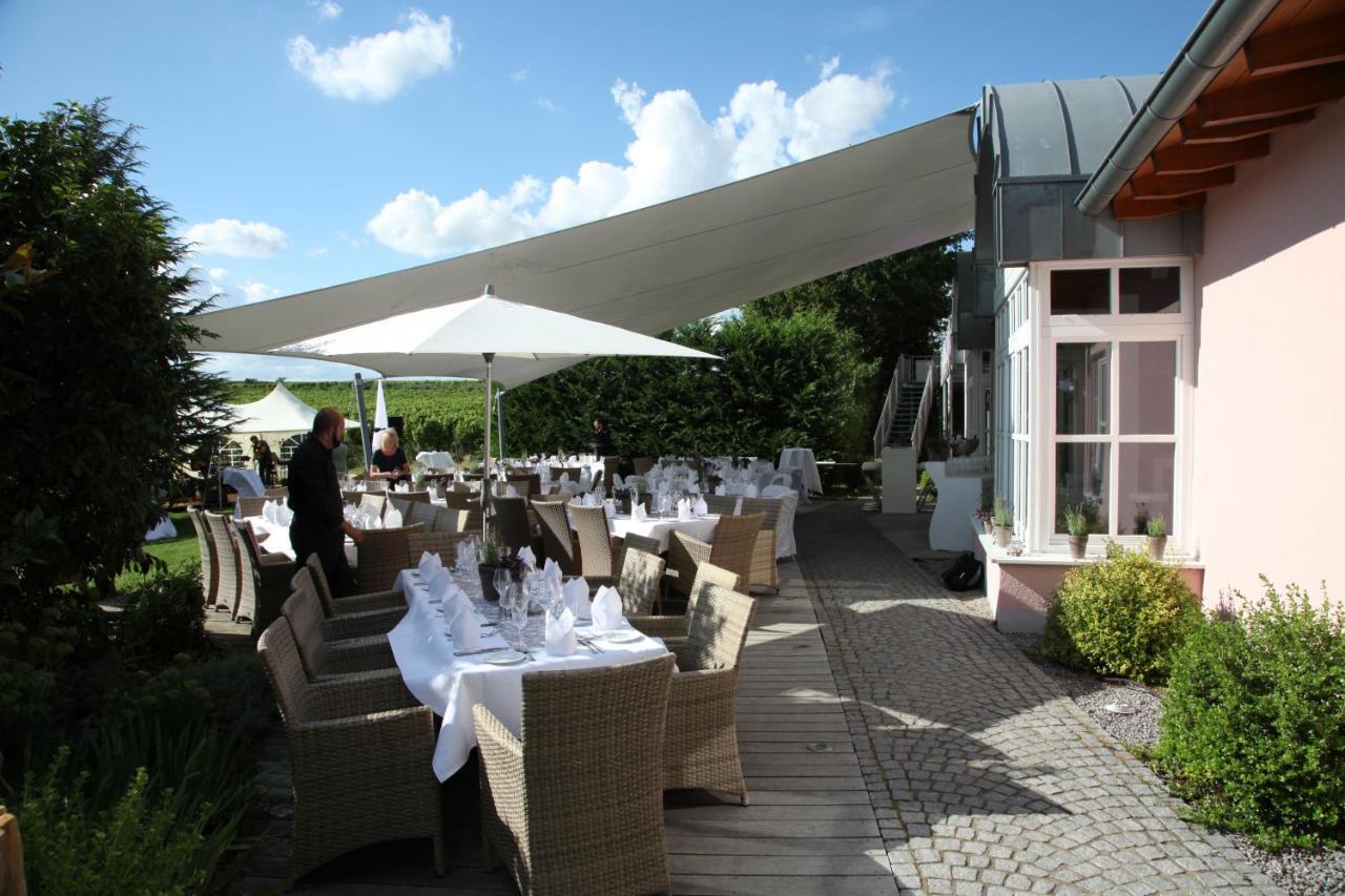 Hotel Landgut Schill Osthofen Esterno foto